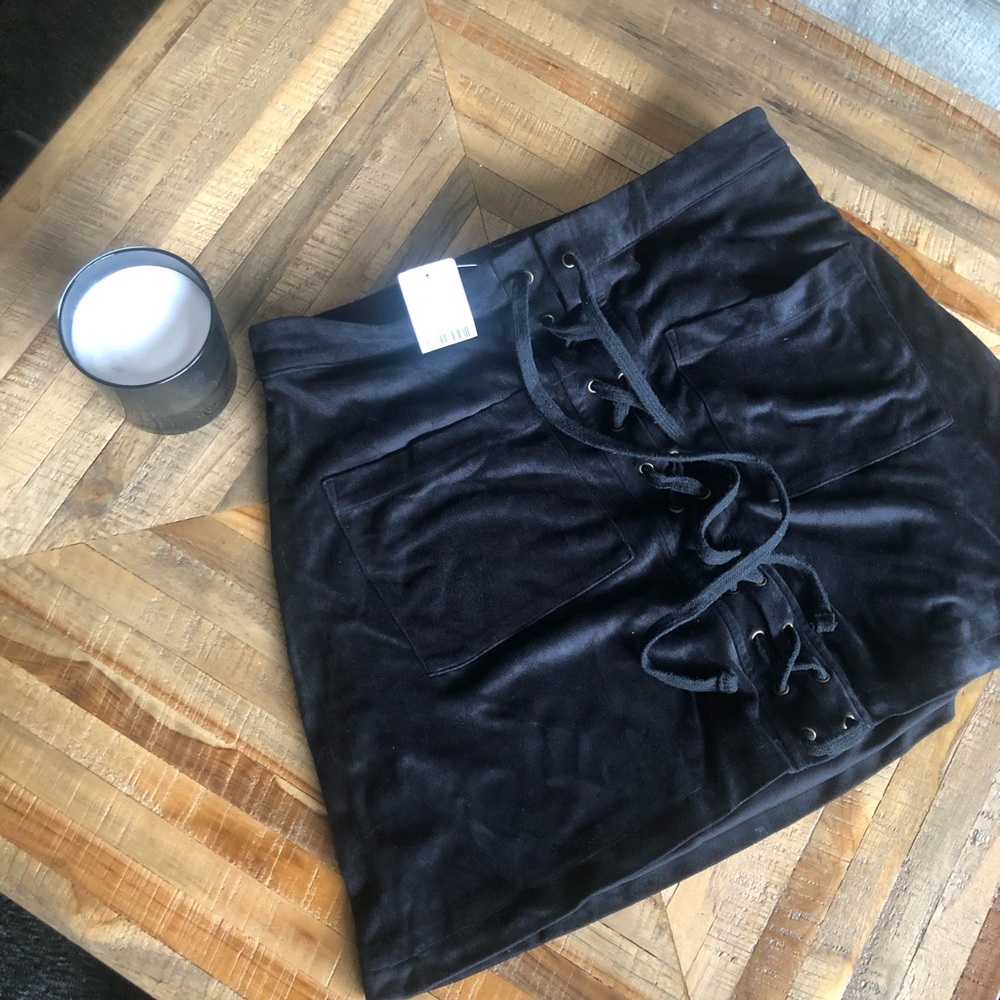 🔥NWT Mendocino suede skirt